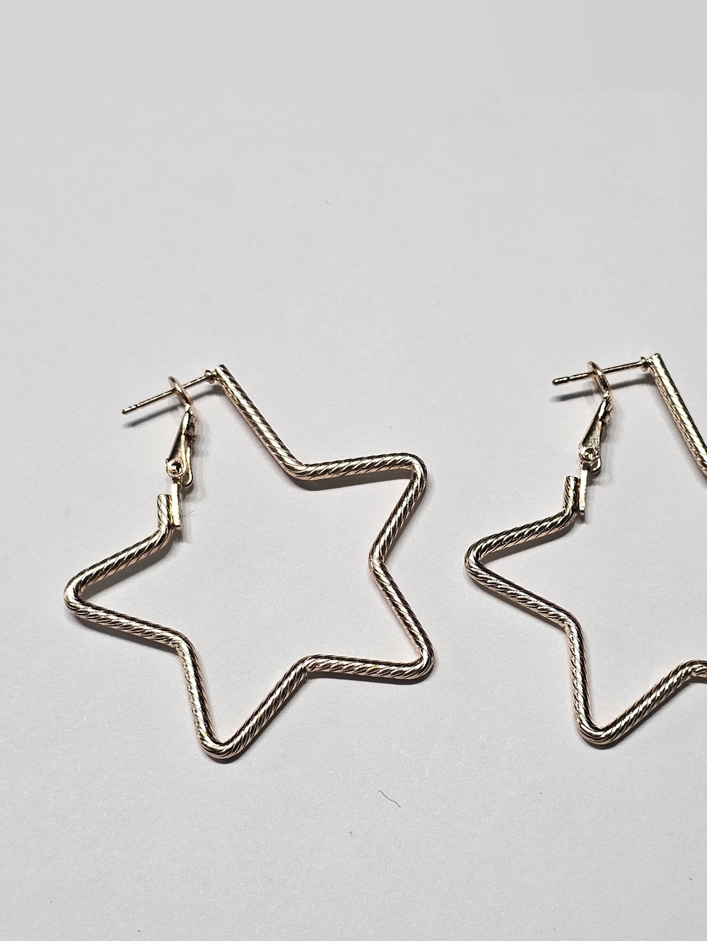 Celestial Chic Large Silver Star Hoop Earrings - Picture 2 of 4